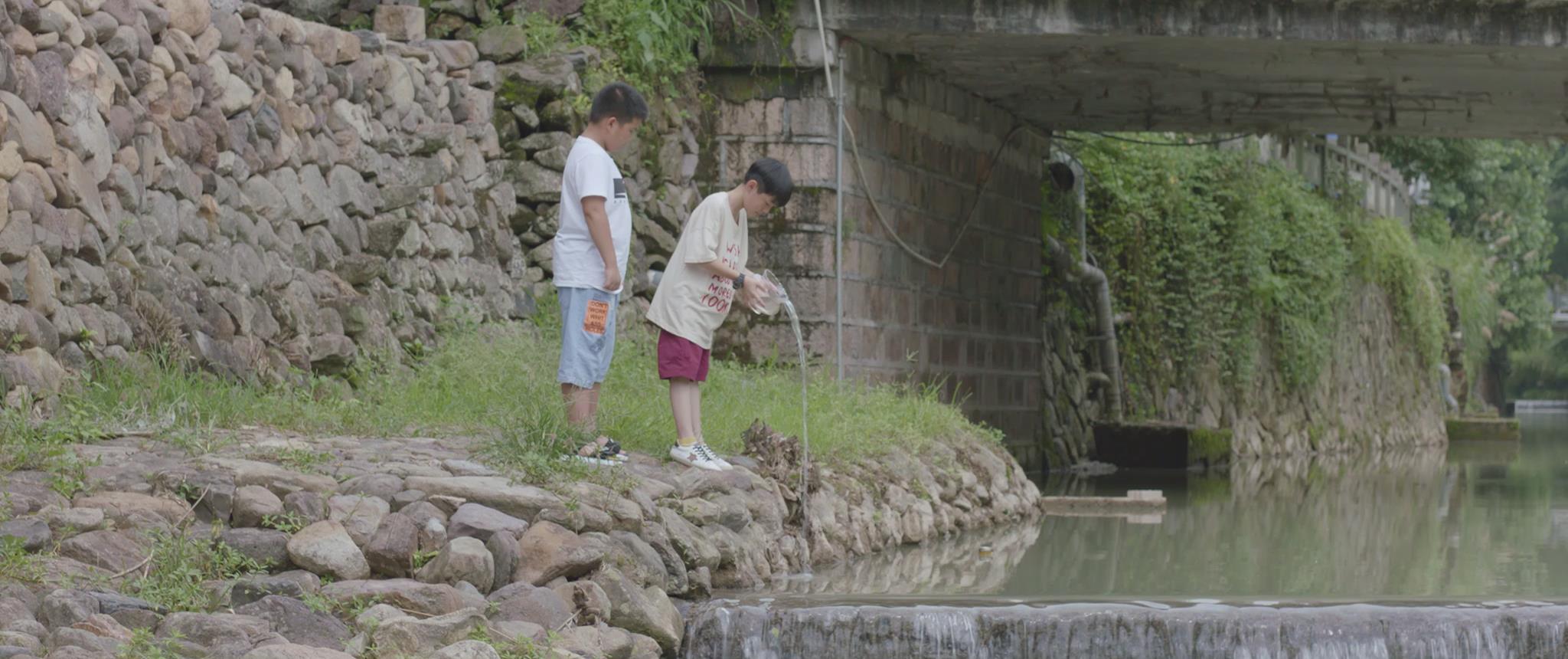 夏至廊桥剧照